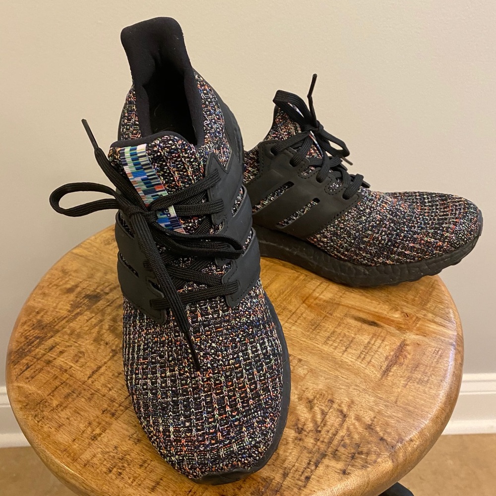 Worn once! Adidas UltraBoost Core in Glow Green